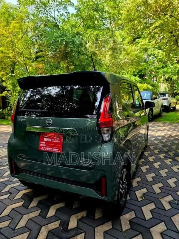 Nissan Dayz Highway Star 2025 Car Unregistered (Recondition)