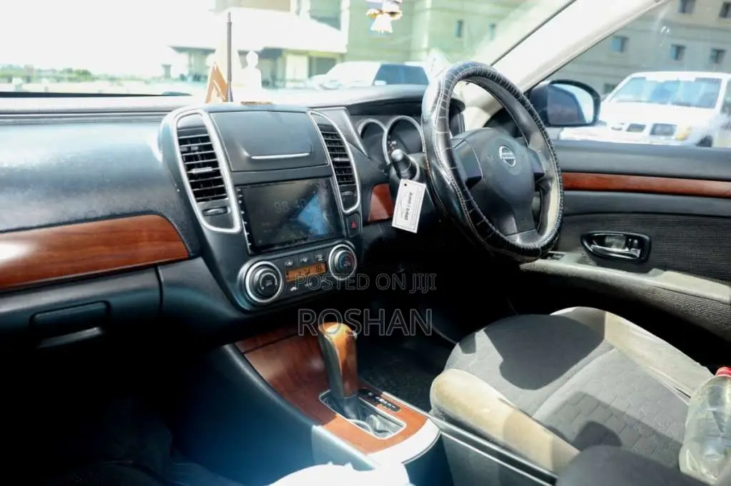 Nissan Bluebird 2011 Car (Used)