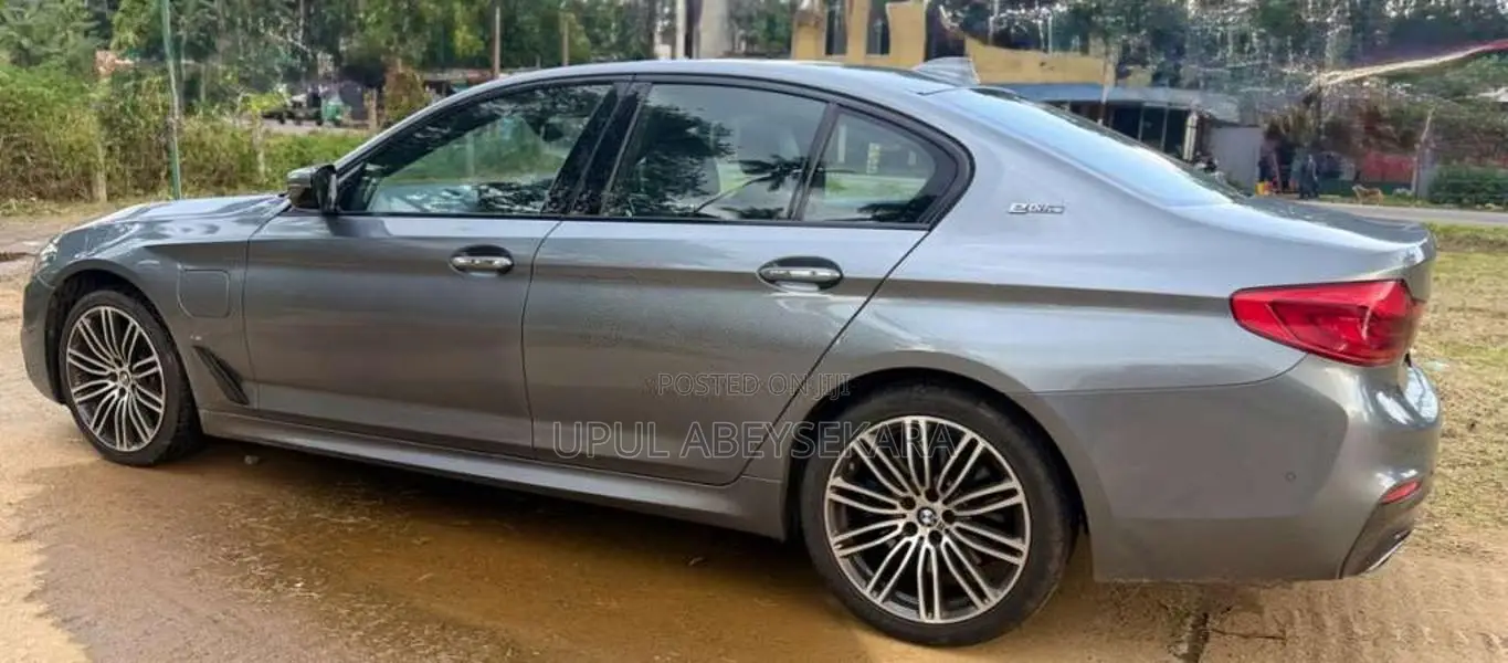 BMW 530e 2017 Car (Used)