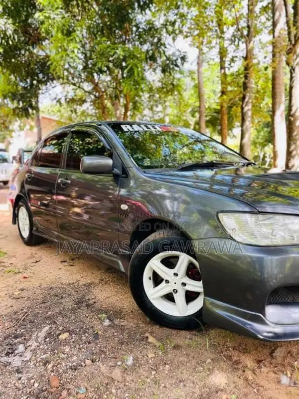 Mitsubishi Lancer 2002 Car (Used)