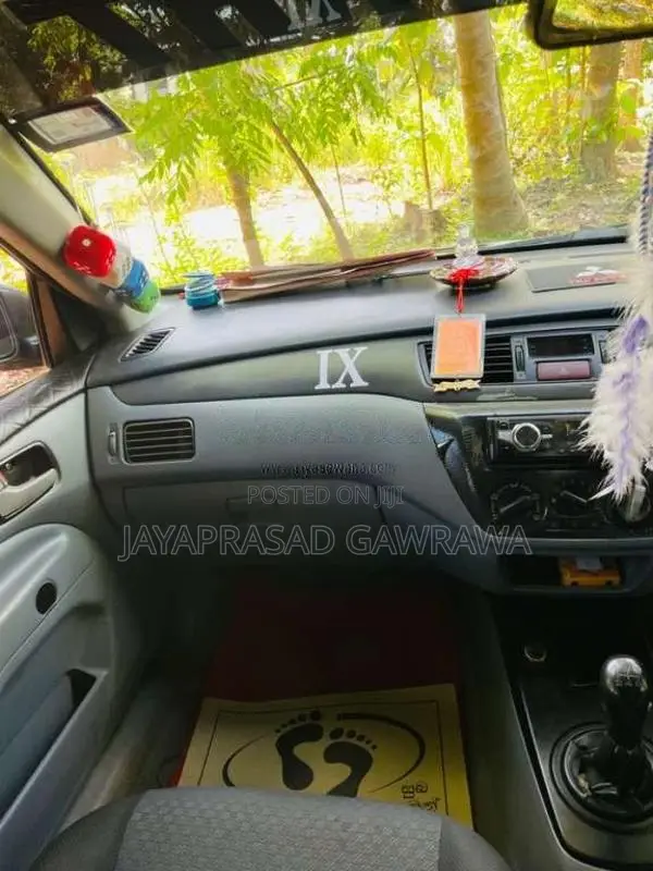 Mitsubishi Lancer 2002 Car (Used)