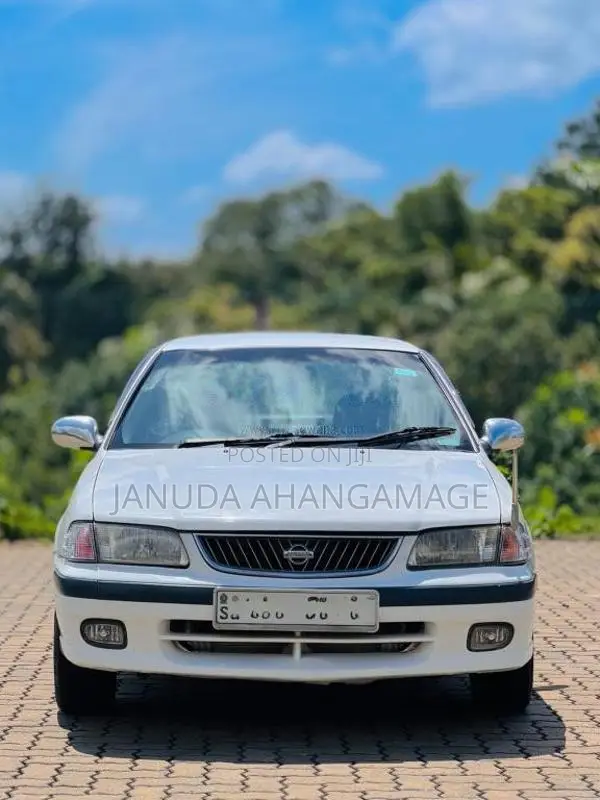Nissan FB15 2002 Car (Used)