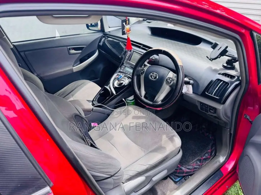 Toyota Prius 2010 Car (Used)
