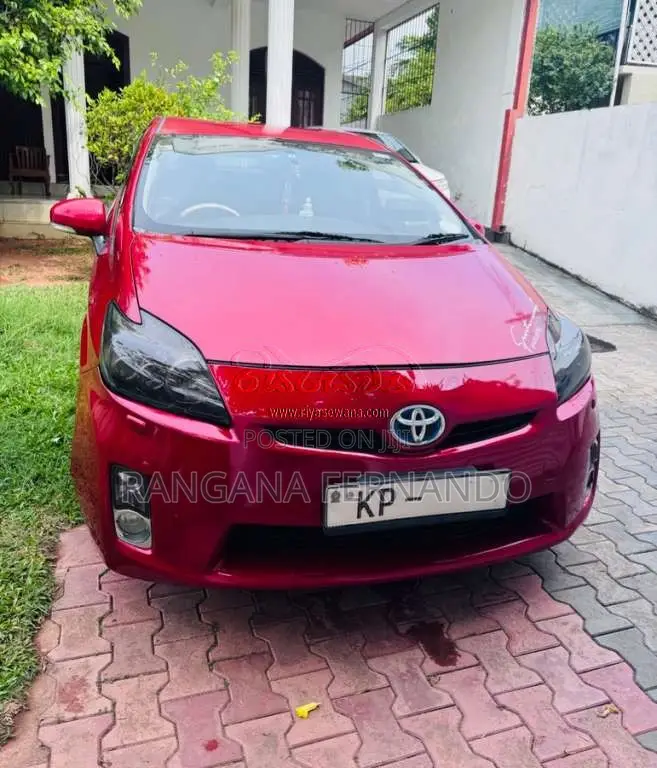 Toyota Prius 2010 Car (Used)
