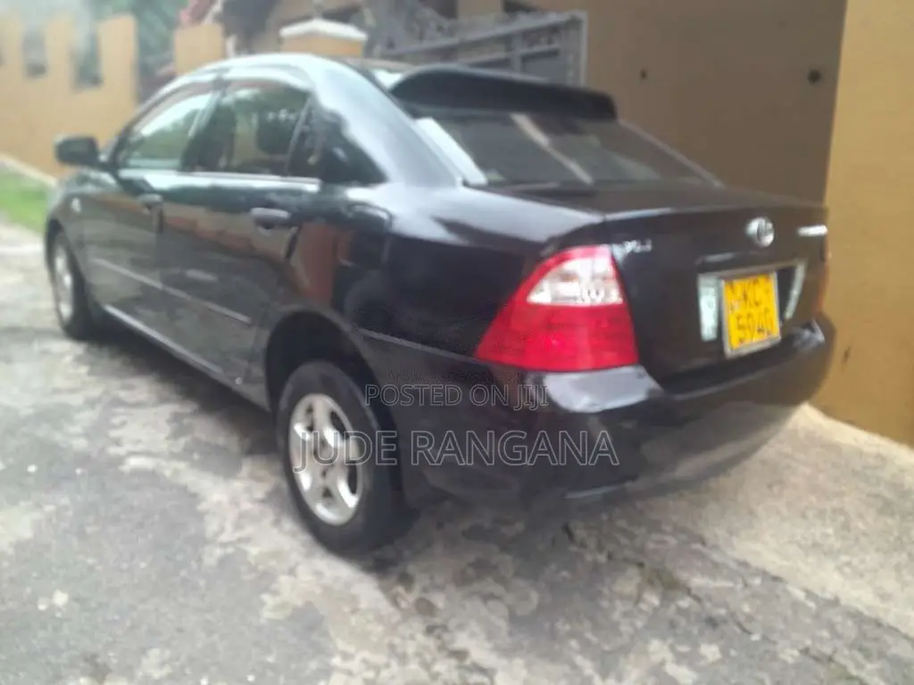 Toyota Corolla 121 2006 Car (Used)