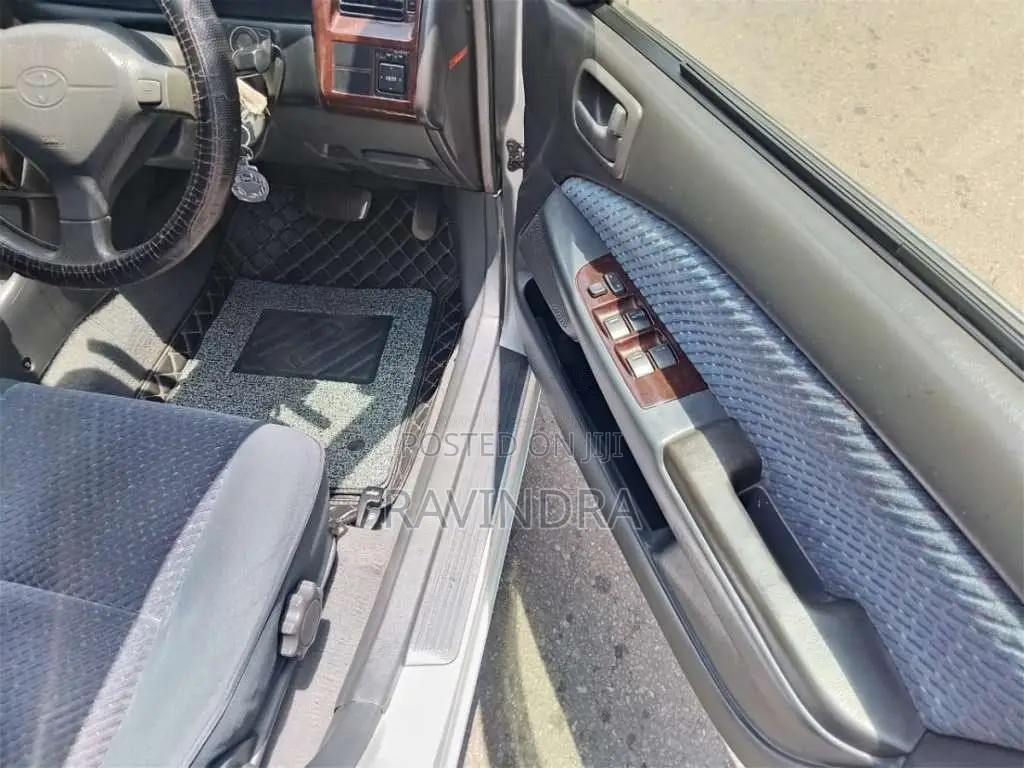 Toyota Carina 1998 Car (Used)