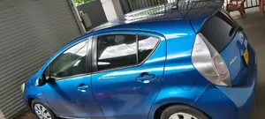 Toyota Aqua 2014 Car (Used)