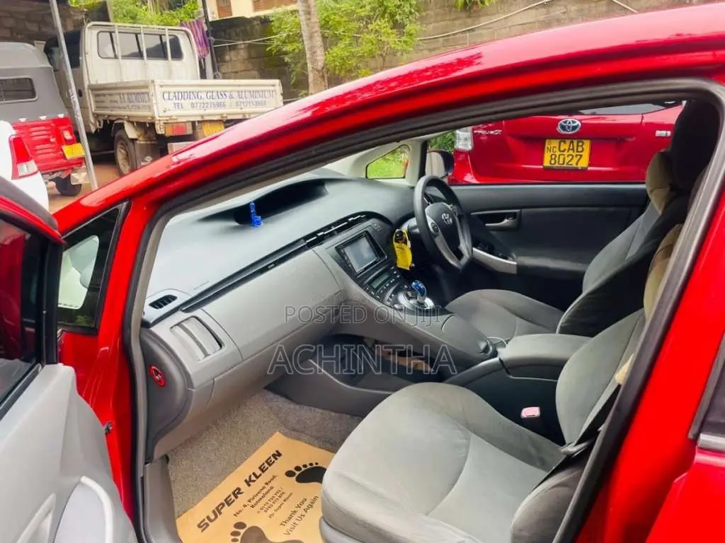 Toyota Prius 2010 Car (Used)