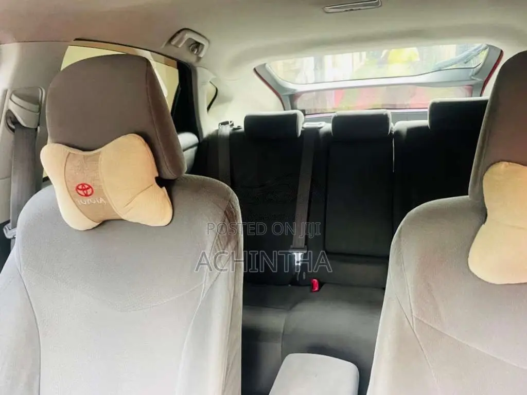 Toyota Prius 2010 Car (Used)