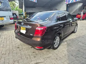 Toyota Axio Hybrid 165 2015 Car (Used)