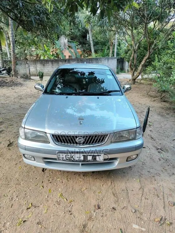 Nissan FB15 2000 Car (Used)
