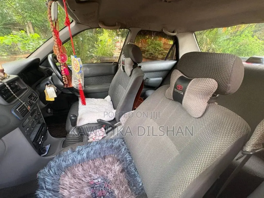 Toyota Corolla 1998 Car (Used)