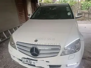 Mercedes-Benz C200 2010 Car (Used)