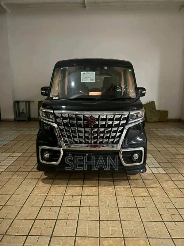 Suzuki Spacia 2023 Car (Used)