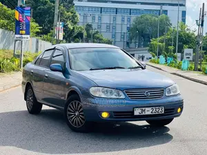 Nissan N16 2004 Car (Used)