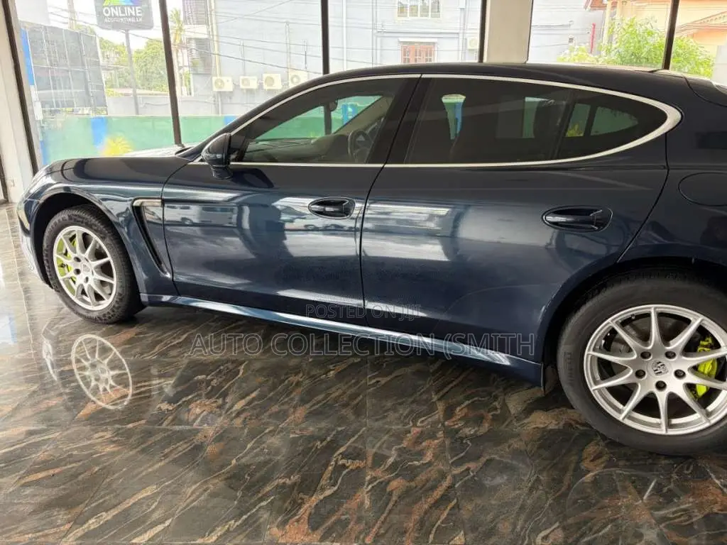 Porsche Panamera 2013 Car (Used)