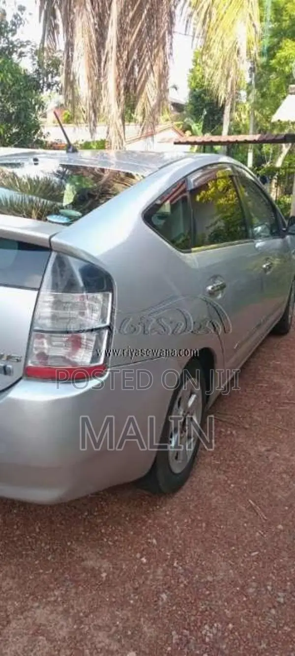 Toyota Prius 2008 Car (Used)