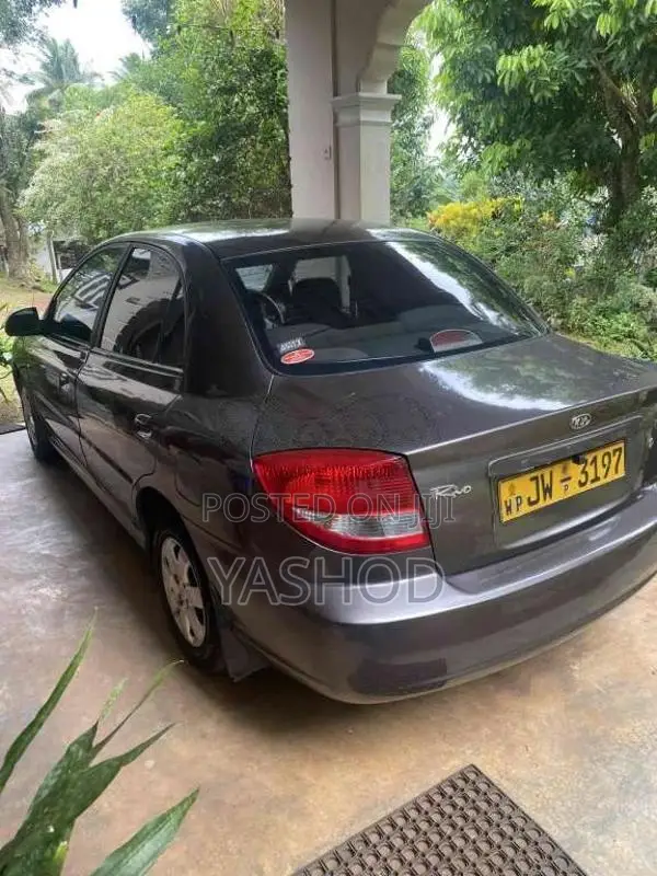 Kia RIO 2004 Car (Used)