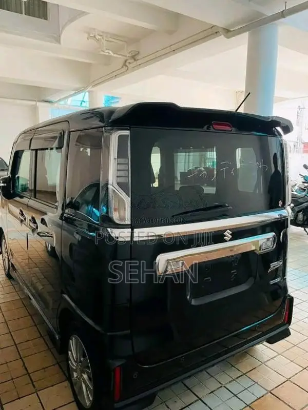 Suzuki Spacia 2023 Car (Used)