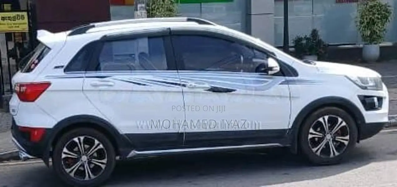 Micro X25 2018 Car (Used)
