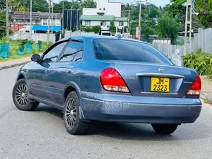 Nissan N16 2004 Car (Used)