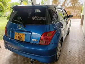 Toyota Ist FL Grade 2003 Car (Used)