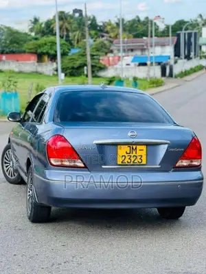 Nissan N16 2004 Car (Used)