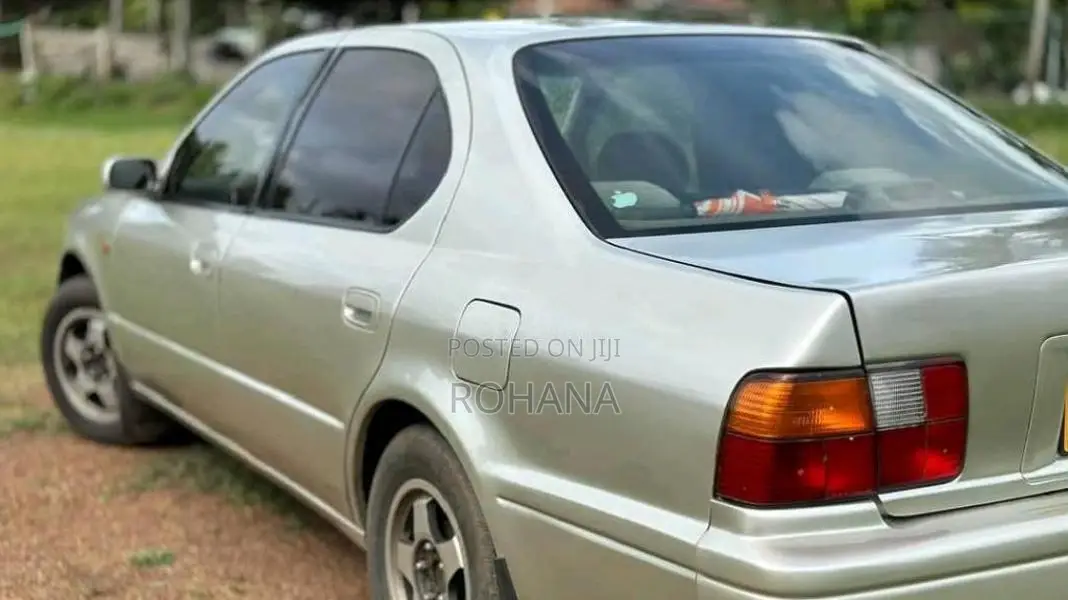 Toyota Camry 1998 Car (Used)
