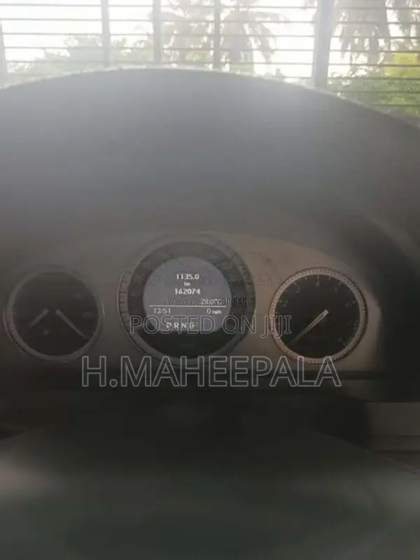 Mercedes-Benz C200 2010 Car (Used)