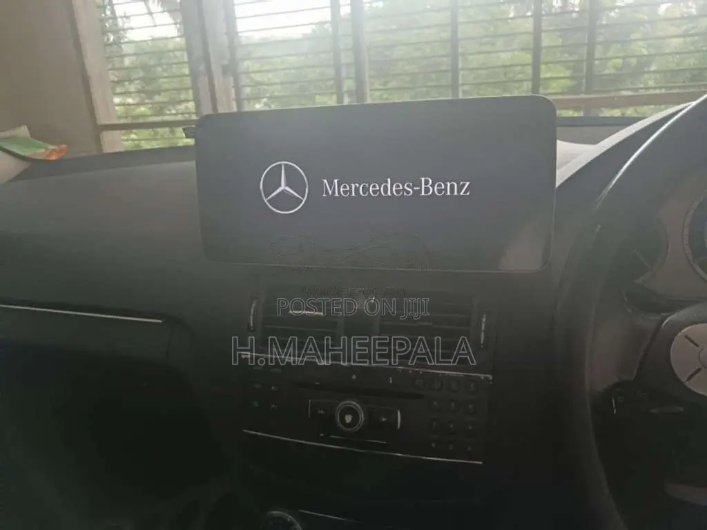 Mercedes-Benz C200 2010 Car (Used)
