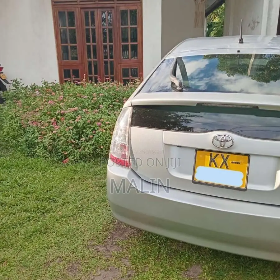 Toyota Prius 2008 Car (Used)