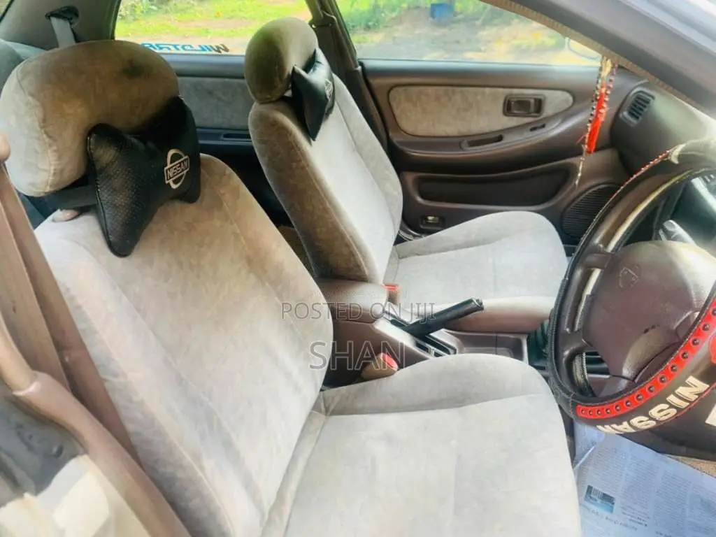 Nissan Presea 1996 Car (Used)