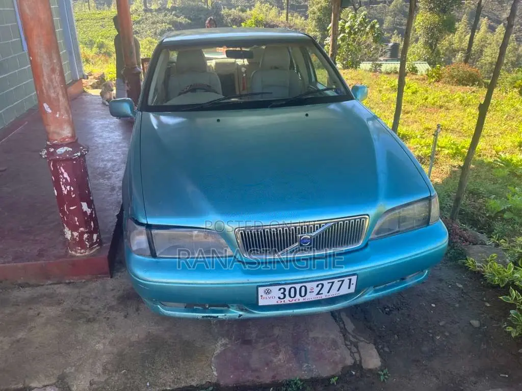 Volvo S70 1997 Car (Used)