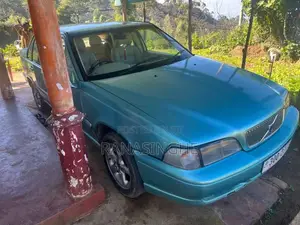 Volvo S70 1997 Car (Used)