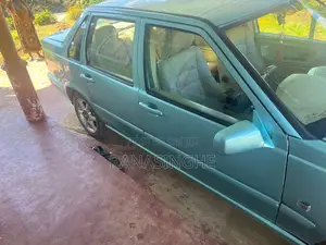 Volvo S70 1997 Car (Used)