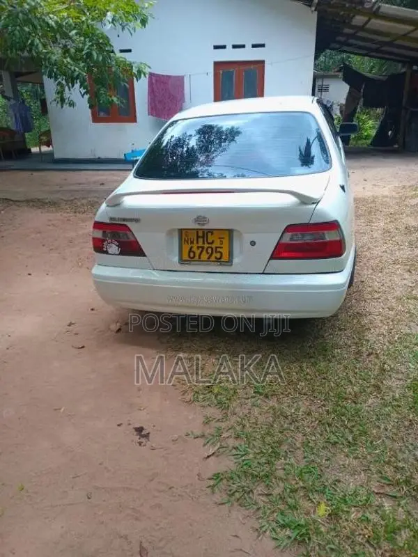 Nissan Bluebird SU14 1998 Car (Used)