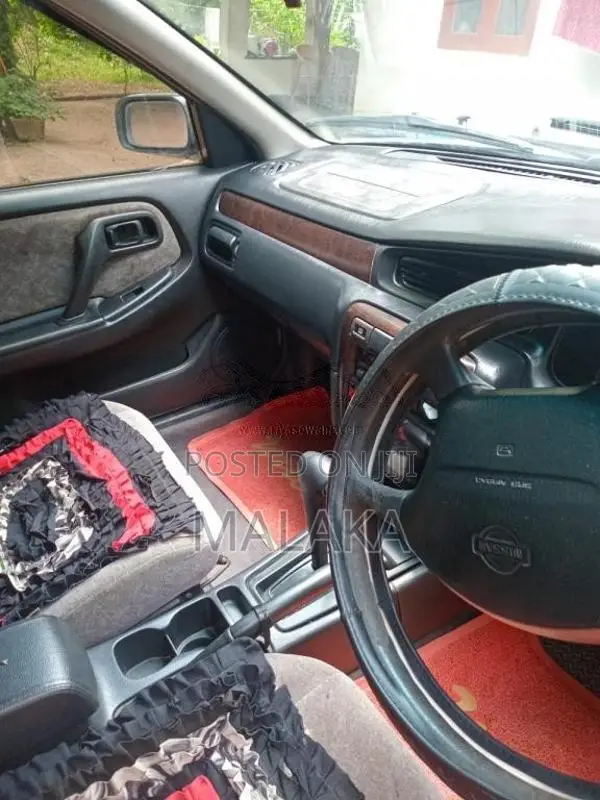 Nissan Bluebird SU14 1998 Car (Used)