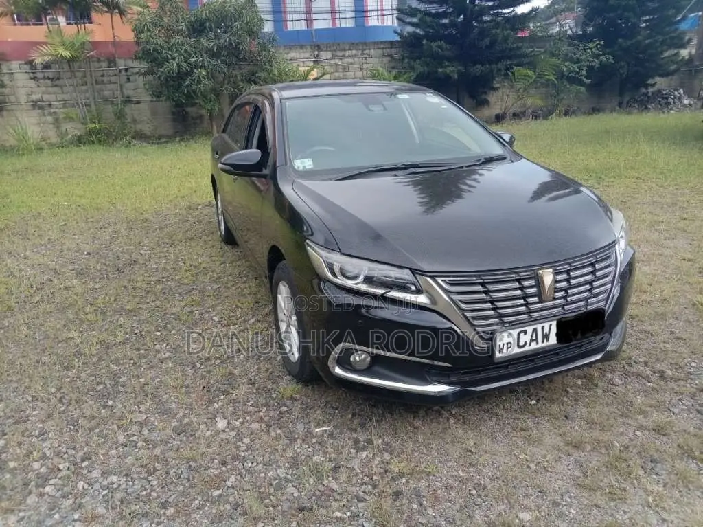 Toyota Premio 2016 Car (Used)