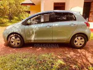 Toyota Vitz 2008 Car (Used)