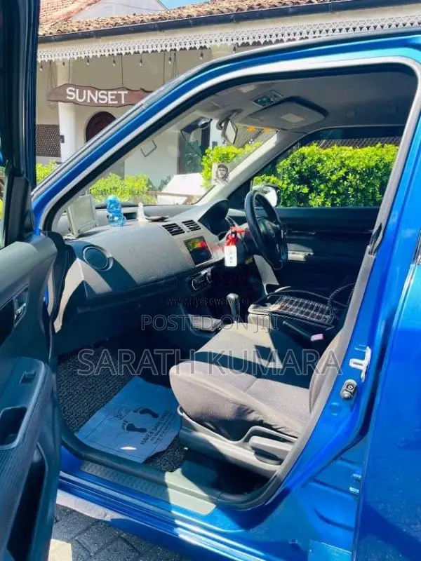 Suzuki Swift 2005 Car (Used)