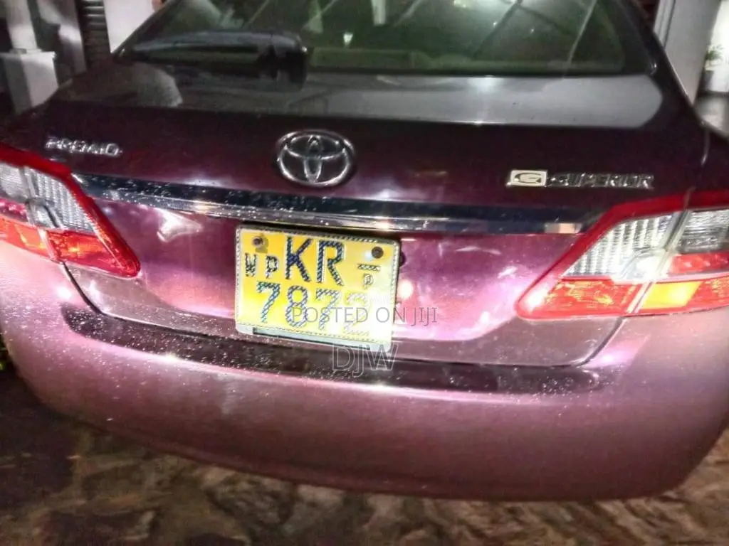 Toyota Premio 2011 Car (Used)