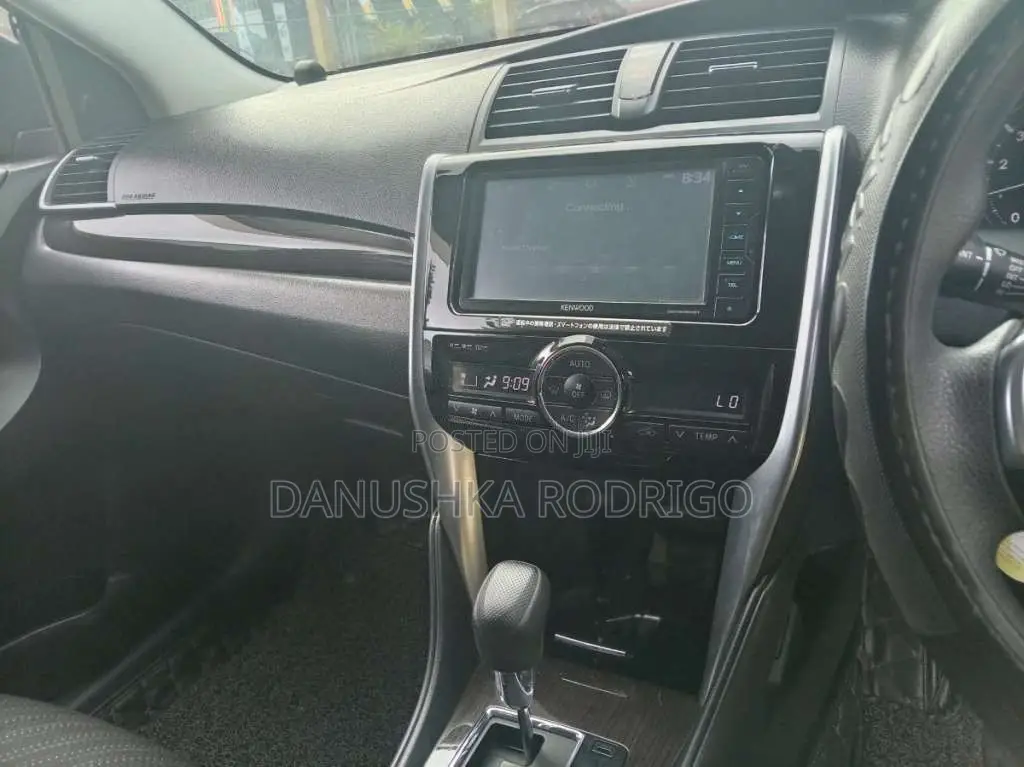 Toyota Premio 2016 Car (Used)