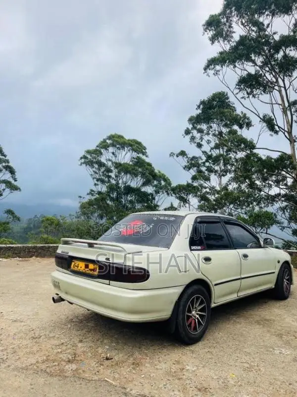 Mitsubishi Lancer CB8 1995 Car (Used)