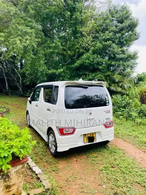 Suzuki Wagon R FZ 2017 Car (Used)