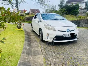 Toyota Prius 2013 Car (Used)