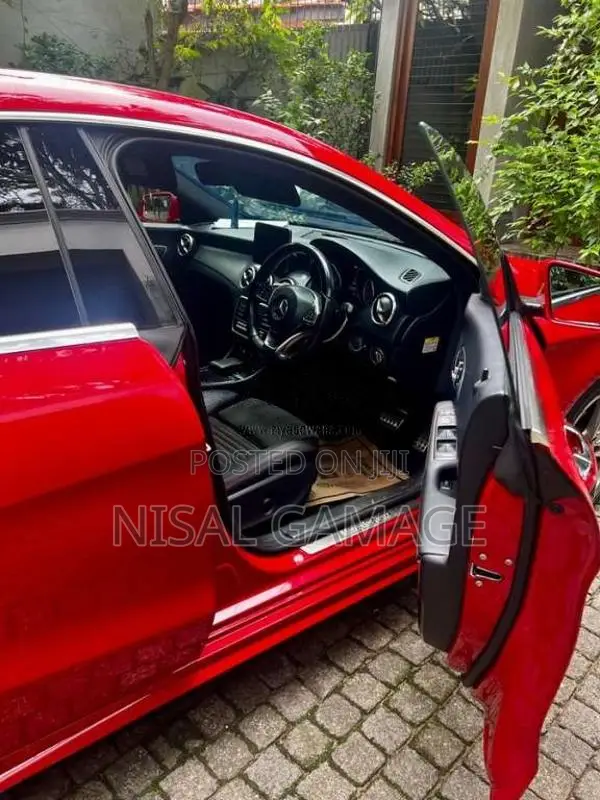 Mercedes-Benz CLA 180 2018 Car (Used)