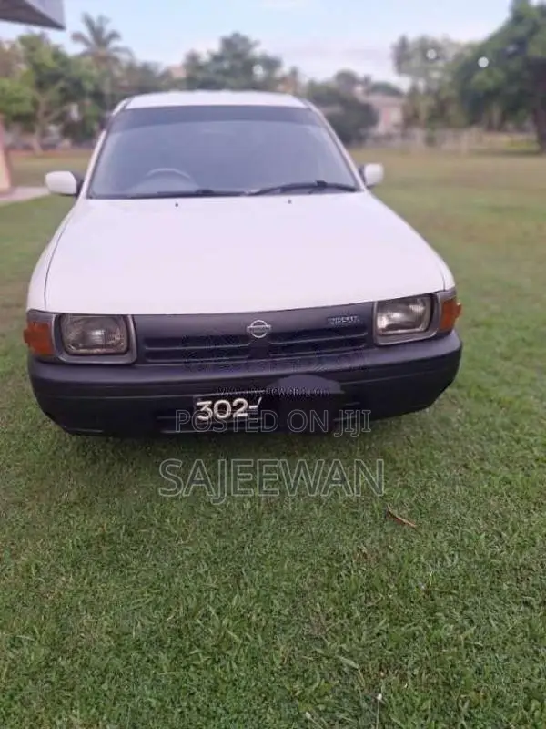 Nissan AD Wagon 1996 Car (Used)