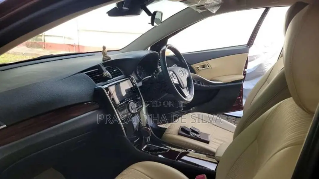 Toyota Premio 2017 Car (Used)
