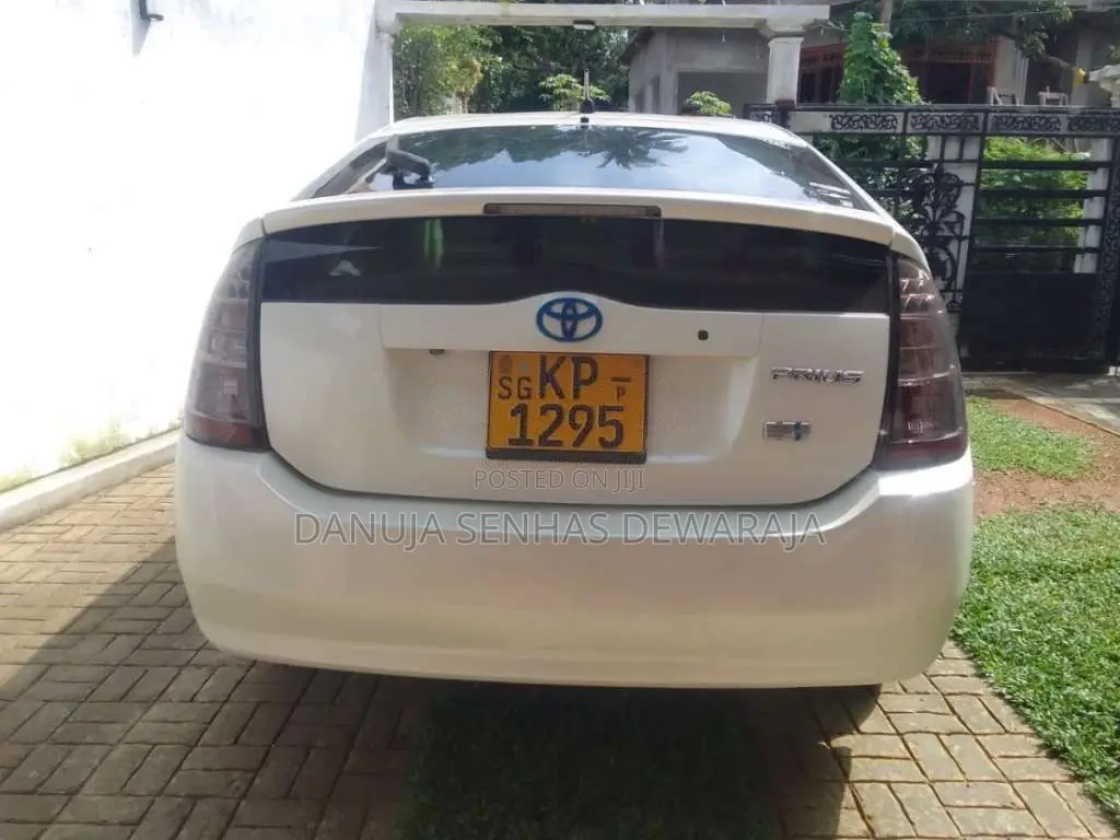 Toyota Saloon 2007 Car (Used)