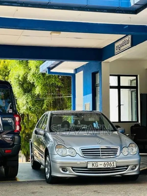 Mercedes-Benz W203 C230 Sport 2007 Car (Used)